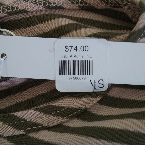 🐝 NWT-Lilla P Ruffle Trim Top - Picture 4 of 5